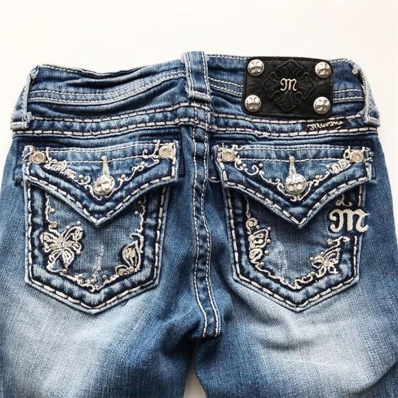 Miss Me medium wash denim Bermuda shorts VGUC 8Y - Picture 7 of 7